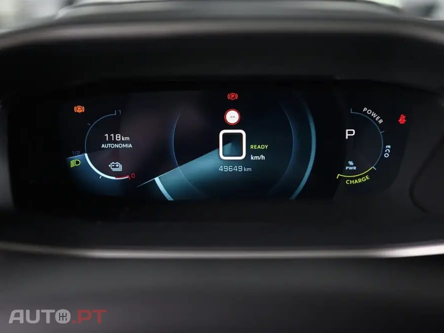 Peugeot E-2008 50 kWh Allure Pack