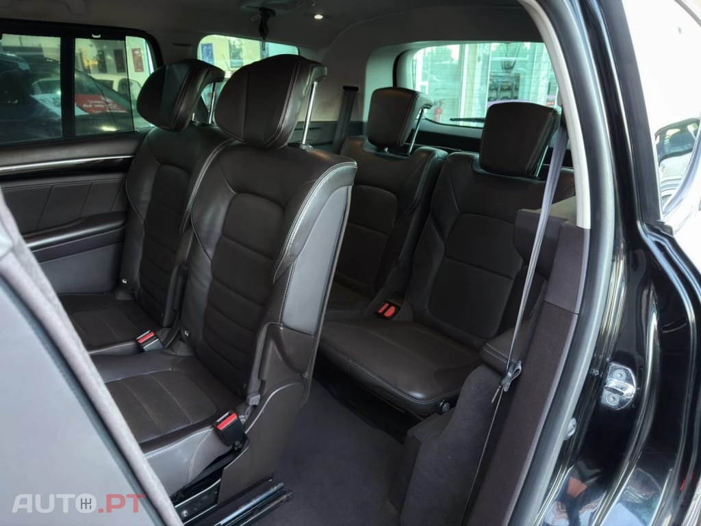 Renault Espace 1.6 dCi Initiale Paris EDC