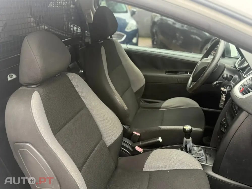 Peugeot 207 1.4 HDi XA
