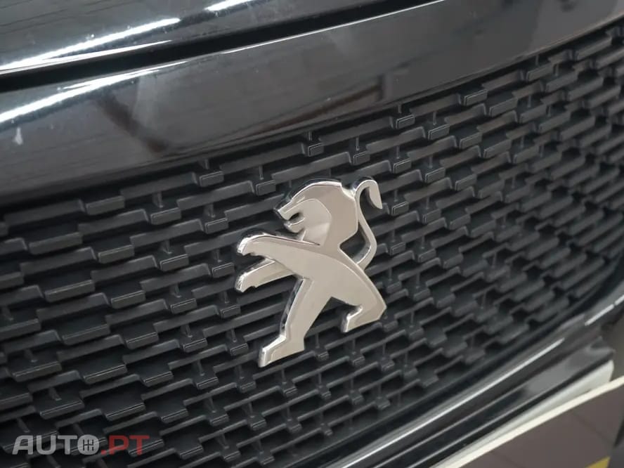 Peugeot 2008 1.2 PureTech Allure
