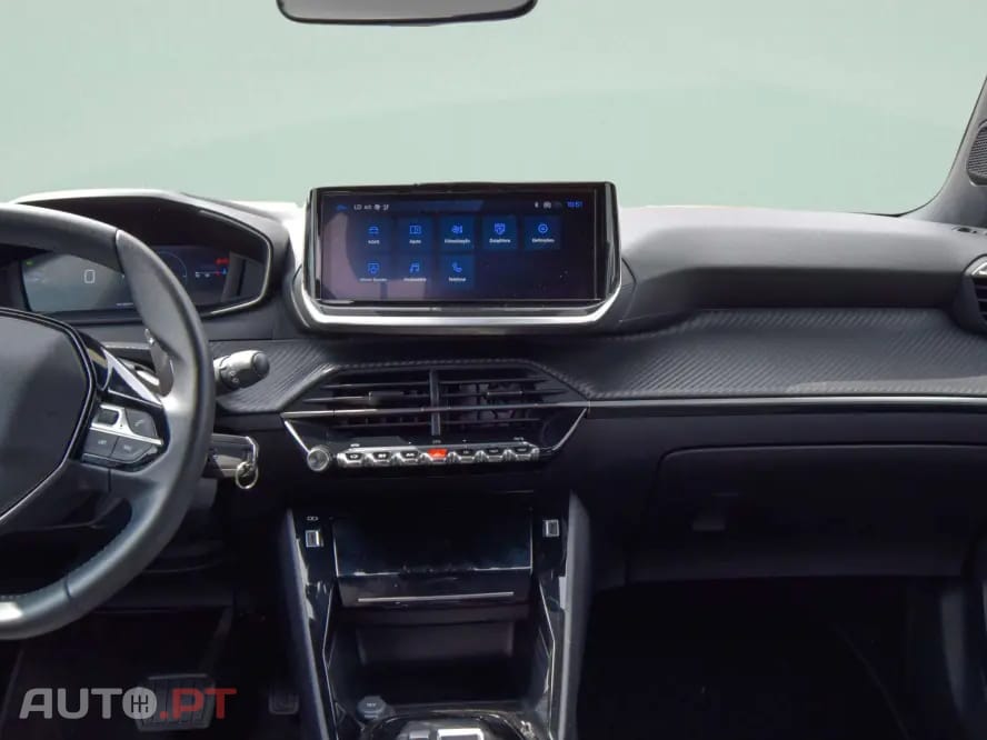 Peugeot 2008 1.2 Hybrid Allure e-DCS6