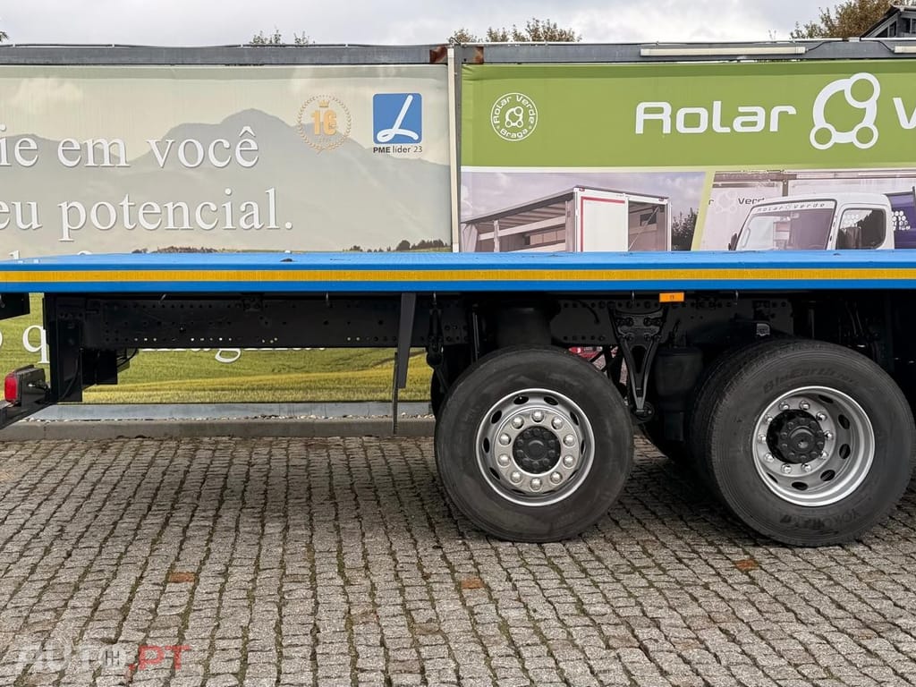 Mercedes-Benz 280 ESTRADO DE 8700 mm