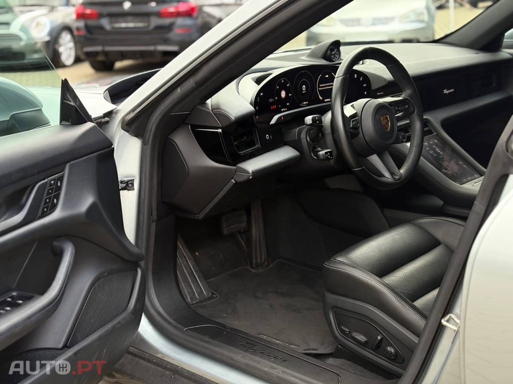 Porsche Taycan Performance Plus