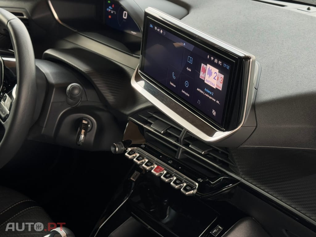 Peugeot 2008 1.2 PureTech Allure