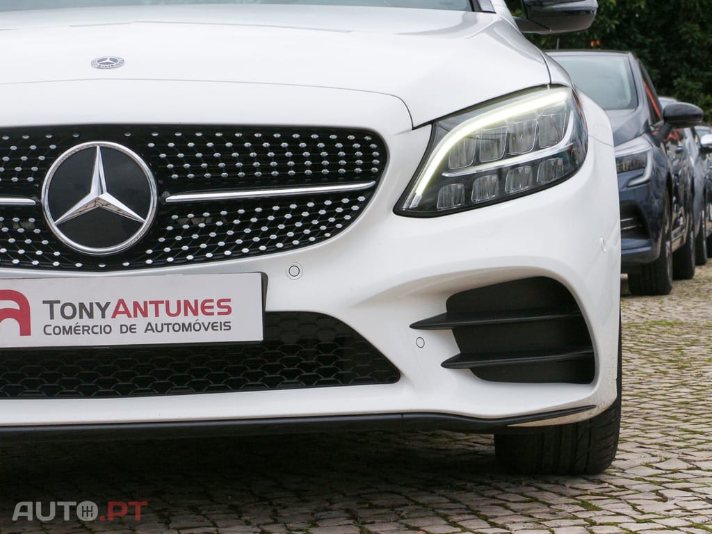 Mercedes-Benz C 300 de AMG Line