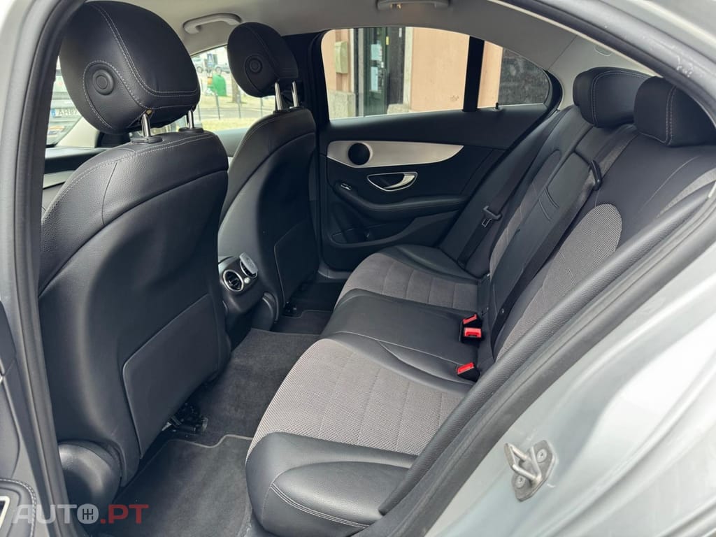 Mercedes-Benz C 300 de Avantgarde