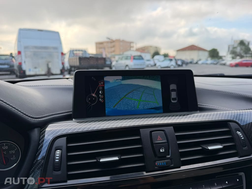 BMW M4 Auto