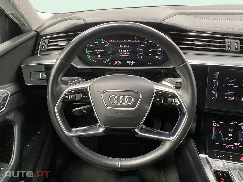 Audi E-Tron 50 quattro Advanced