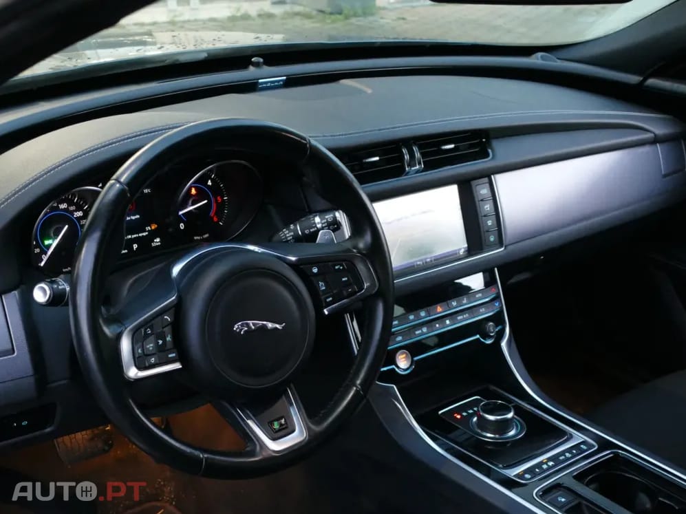 Jaguar XF 2.0 D R-Sport Aut.