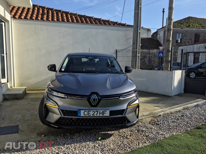 Renault Mégane E-Tech EV60 220hp optimum charge Equilibre