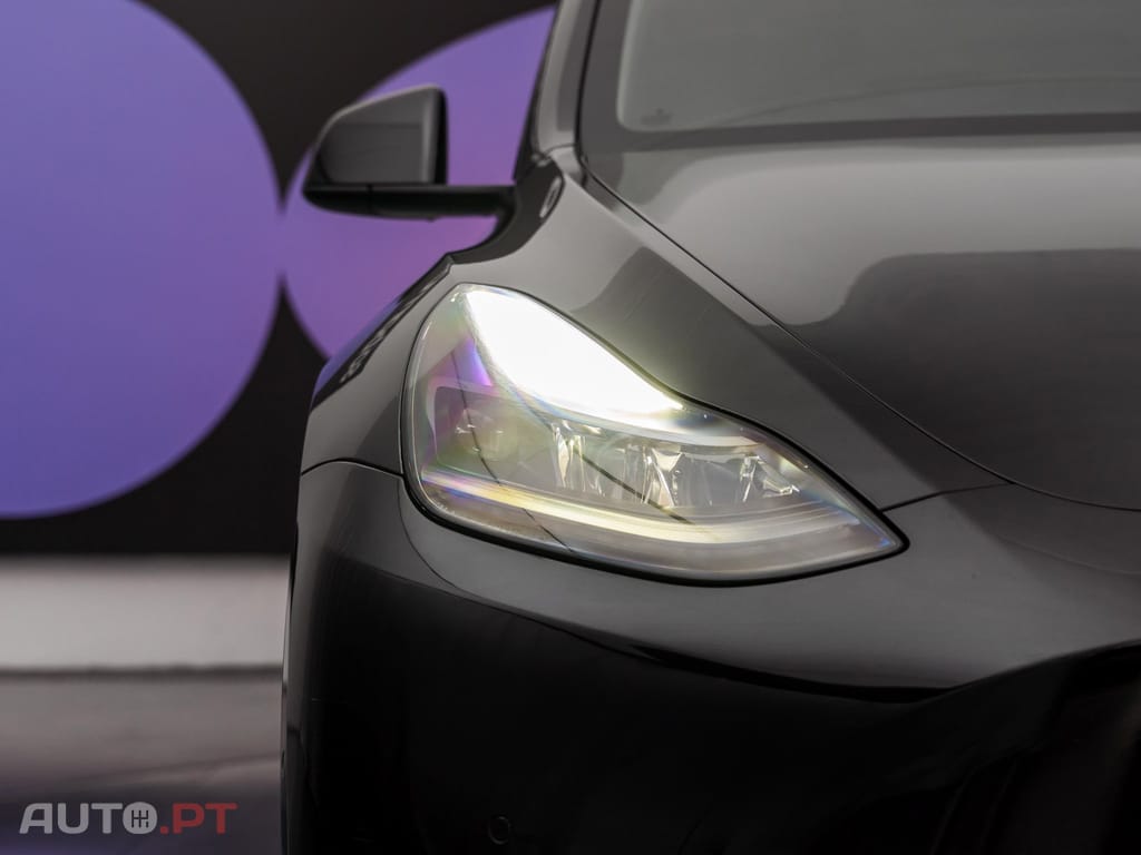 Tesla Model Y Long Range Tração Integral