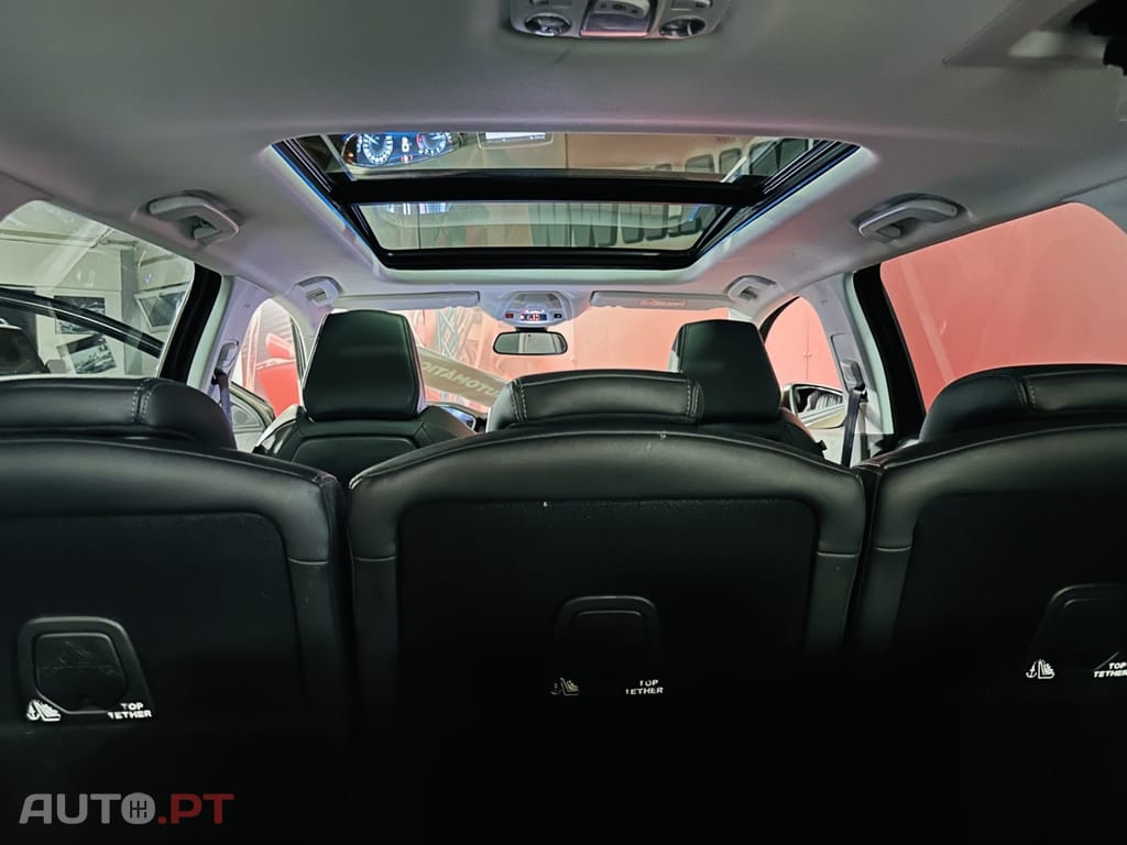 Peugeot 5008 1.2 PureTech Allure Pack EAT8