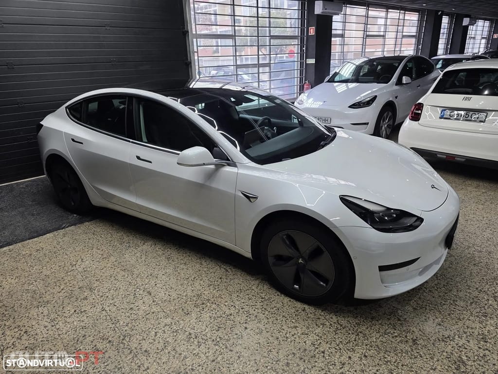 Tesla Model 3 Standard Range Plus RWD