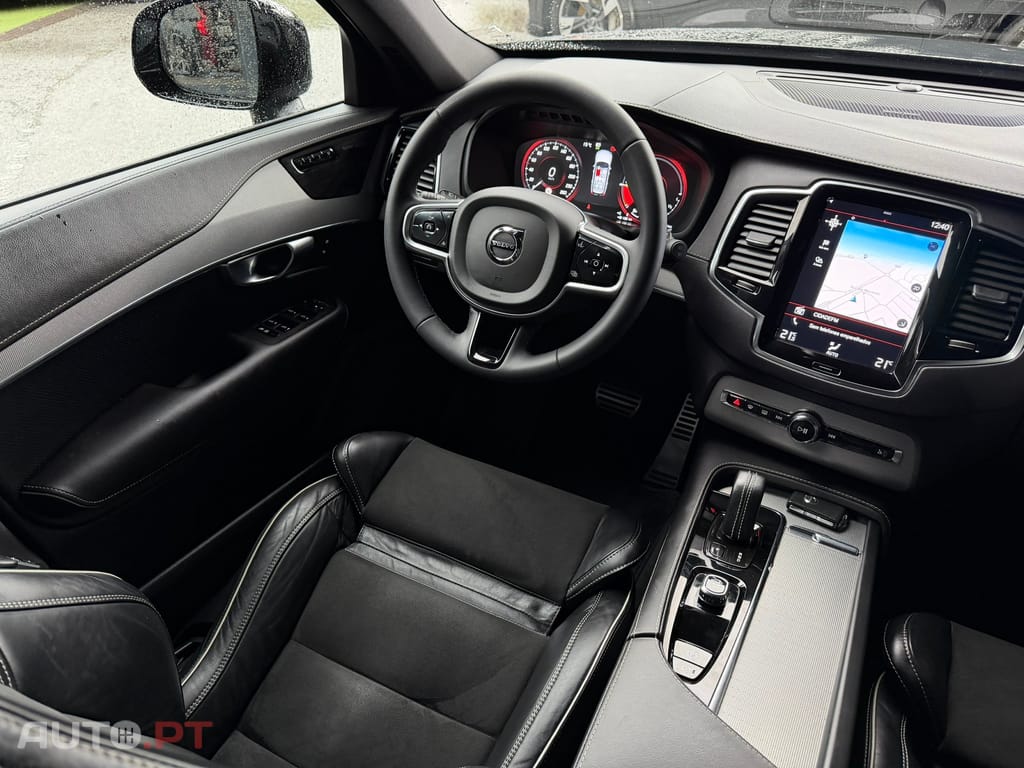 Volvo XC90 2.0 T8 PHEV R-Design AWD