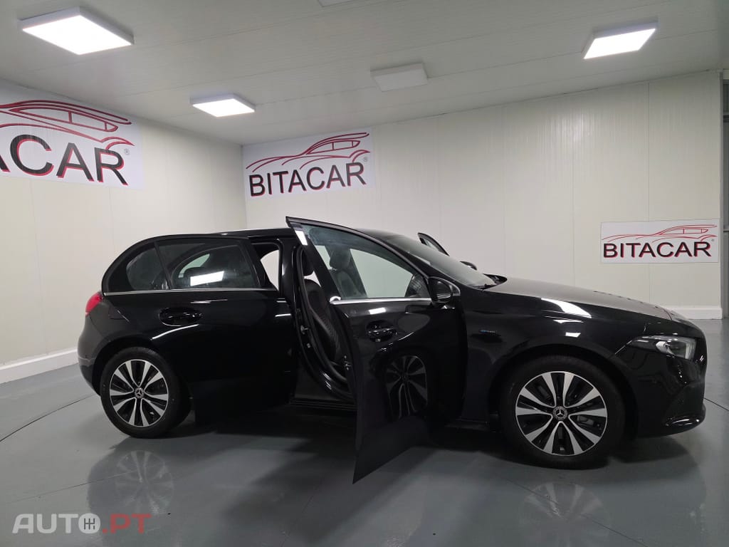 Mercedes-Benz A 250 e Style Plus