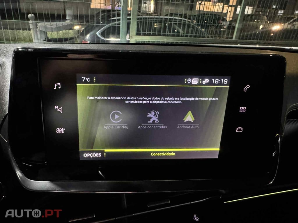 Peugeot 2008 1.2 PureTech GT EAT8