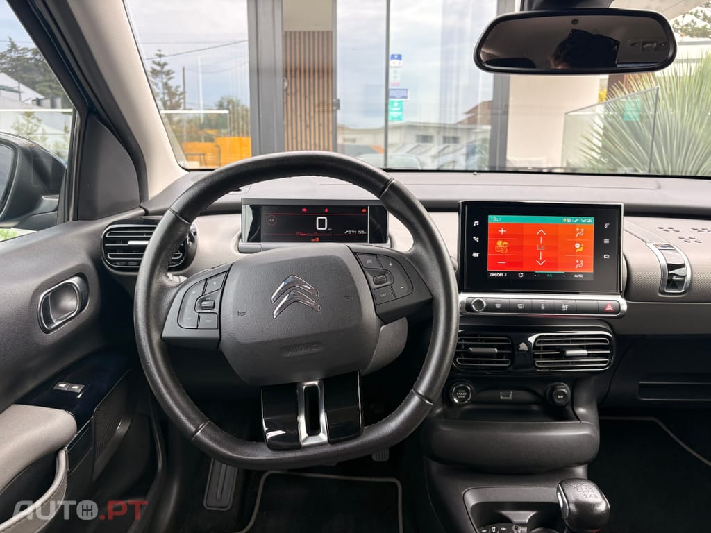 Citroen C4 Cactus 1.2 PureTech Shine