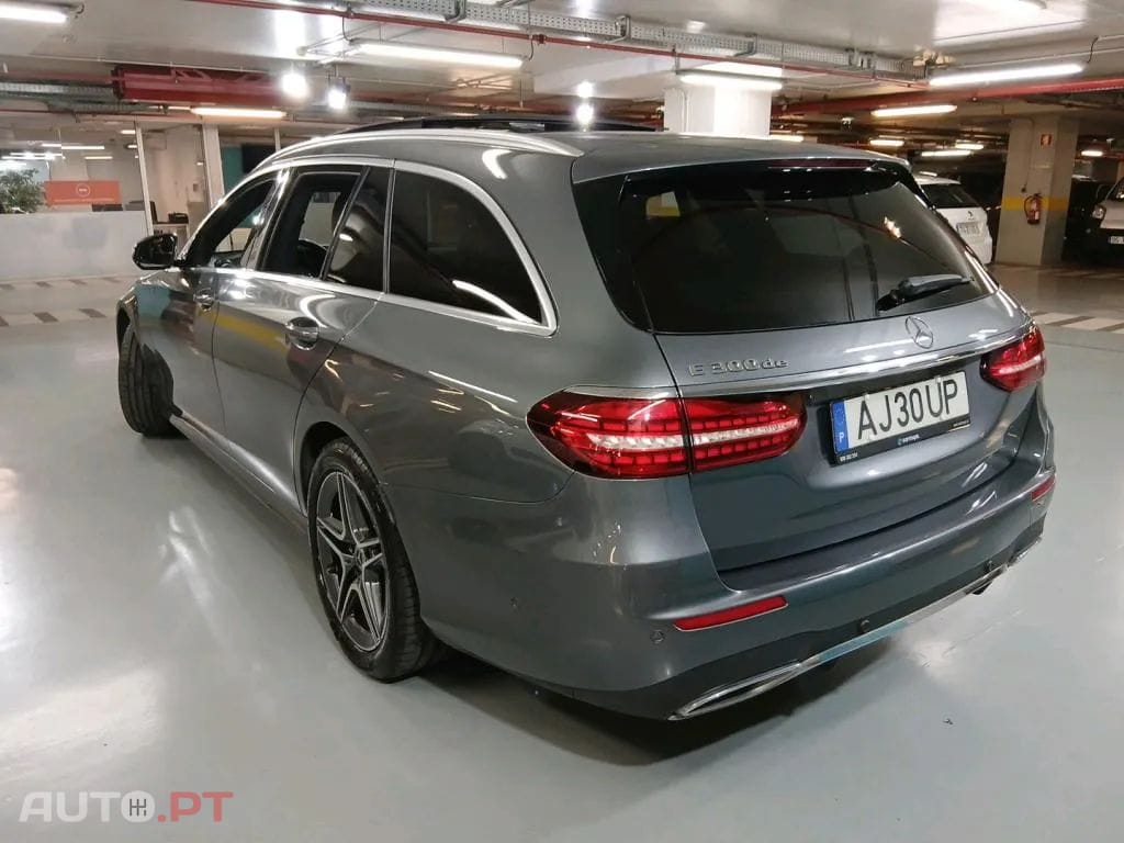 Mercedes-Benz E 300 de AMG Line
