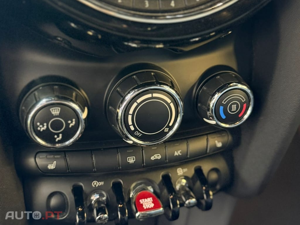 MINI Cooper Cooper D