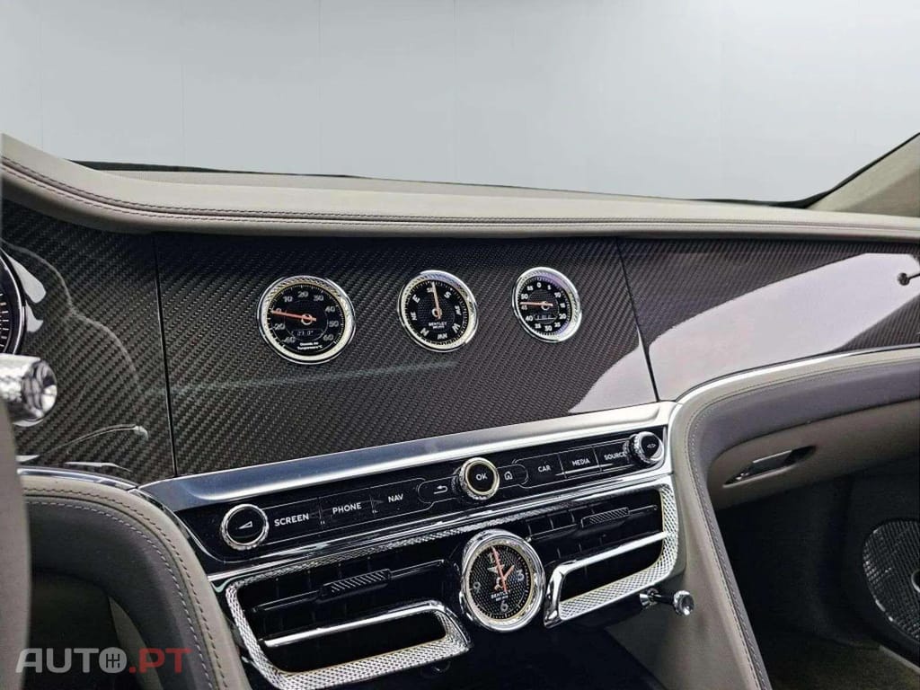 Bentley Flying Spur V6 Hybrid S 