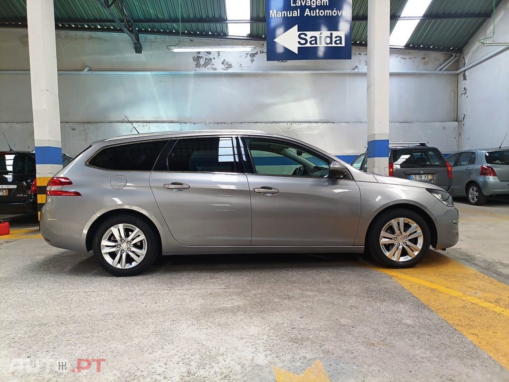Peugeot 308 SW 1.6 BlueHDi Allure J17
