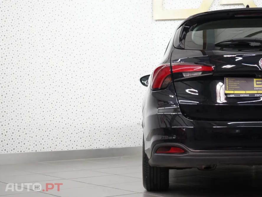 Fiat Tipo 1.6 M-Jet Lounge Tech