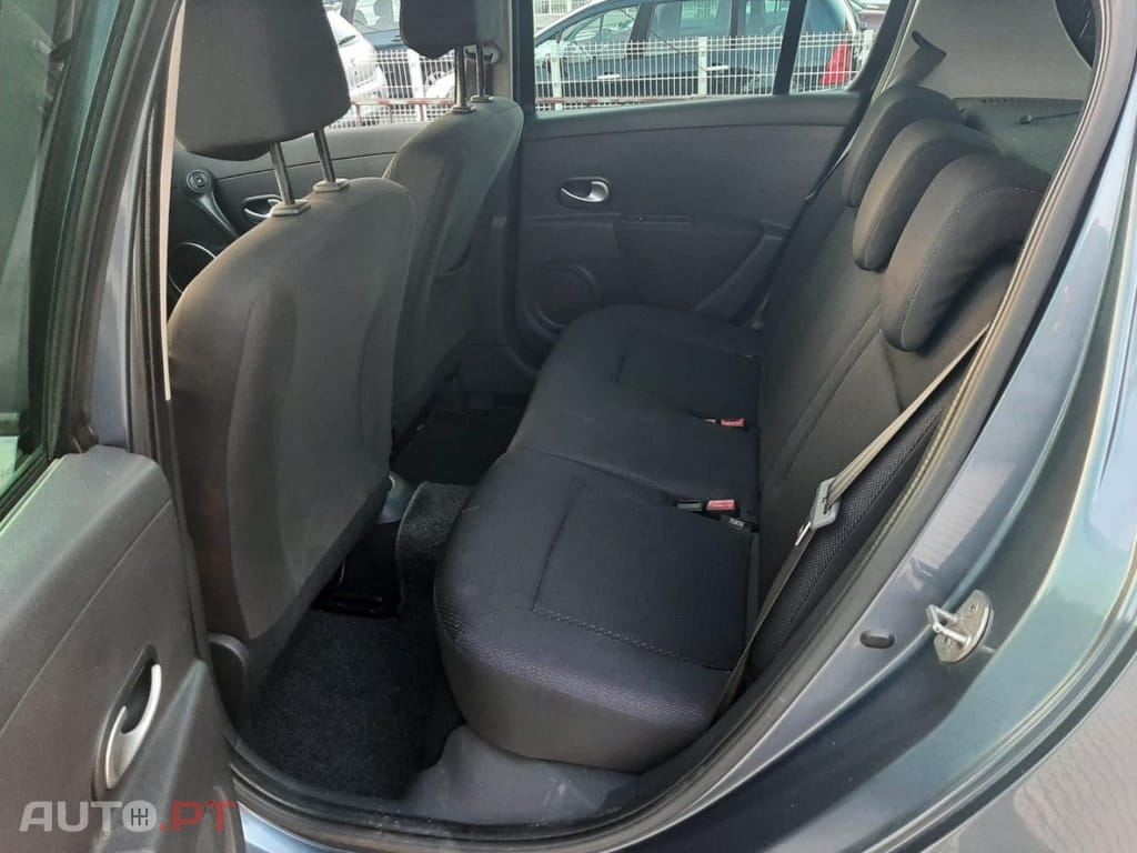 Renault Clio 1.2 16V TCE Luxe