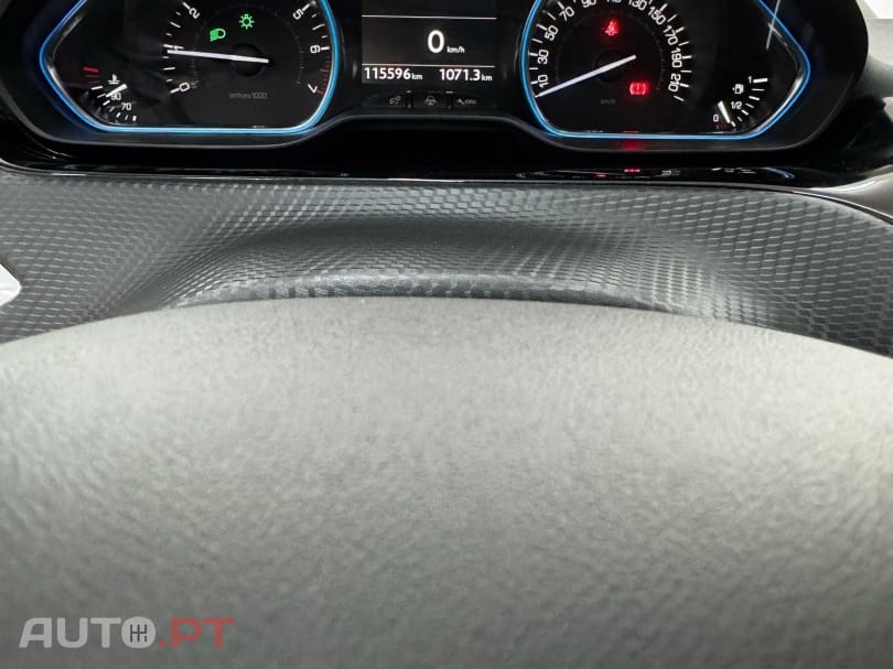 Peugeot 2008 1.2 PureTech Allure