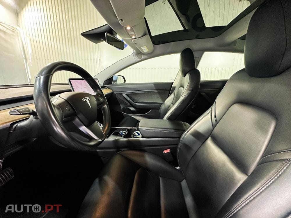 Tesla Model 3 Long-Range Dual Motor AWD