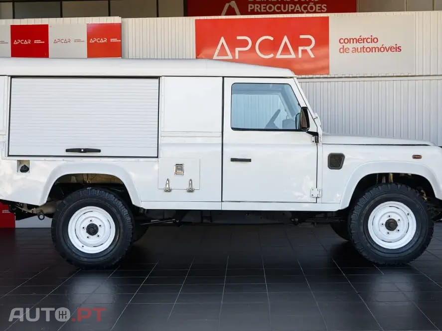 Land Rover Defender 90 2.5 Td5 E
