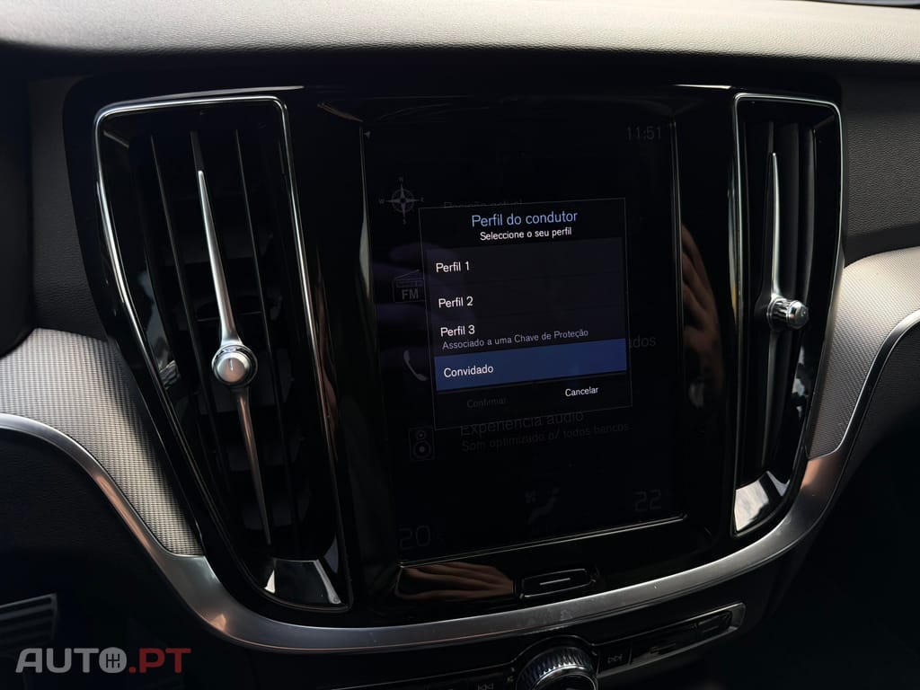 Volvo V60 2.0 T6 AWD TE R-Design