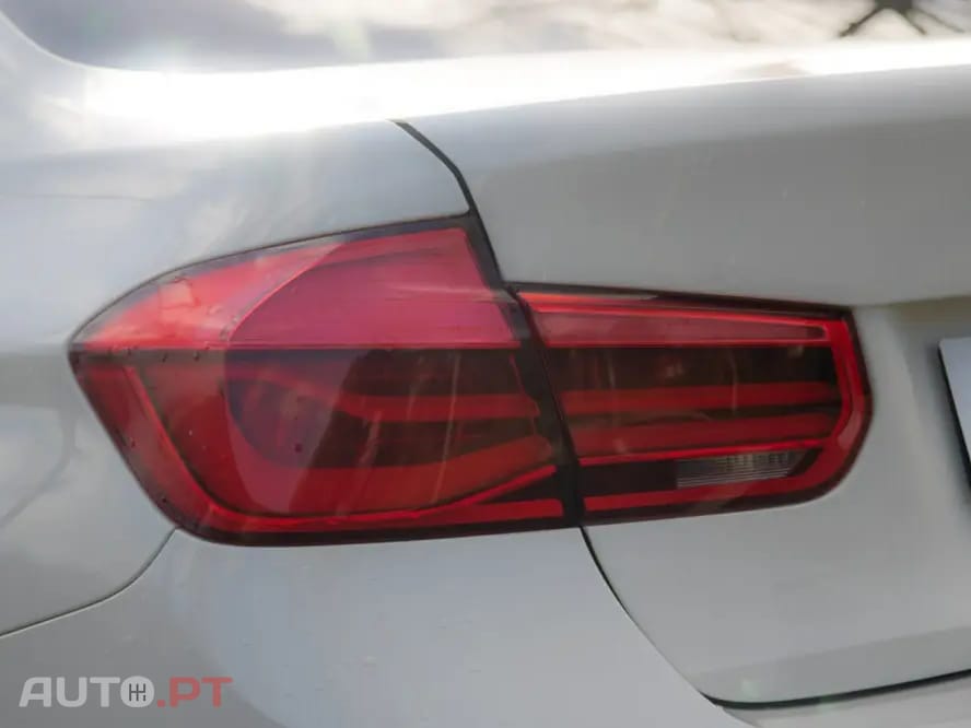 BMW 330 e iPerformance Line Luxury