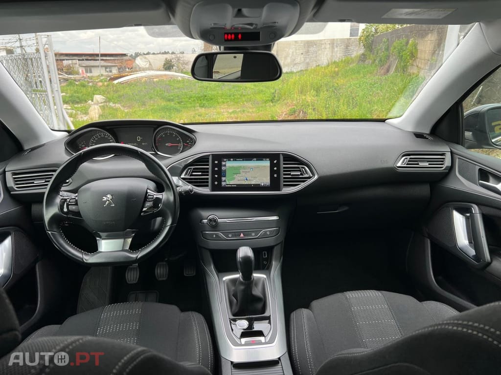 Peugeot 308 PureTech 110 Stop & Start Allure