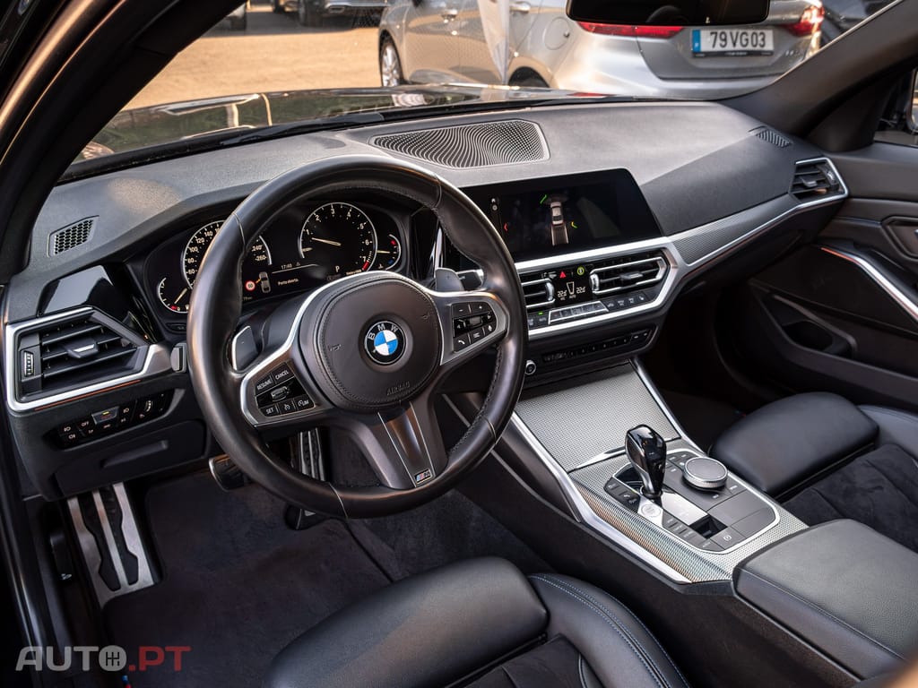 BMW 320 i Pack M Auto