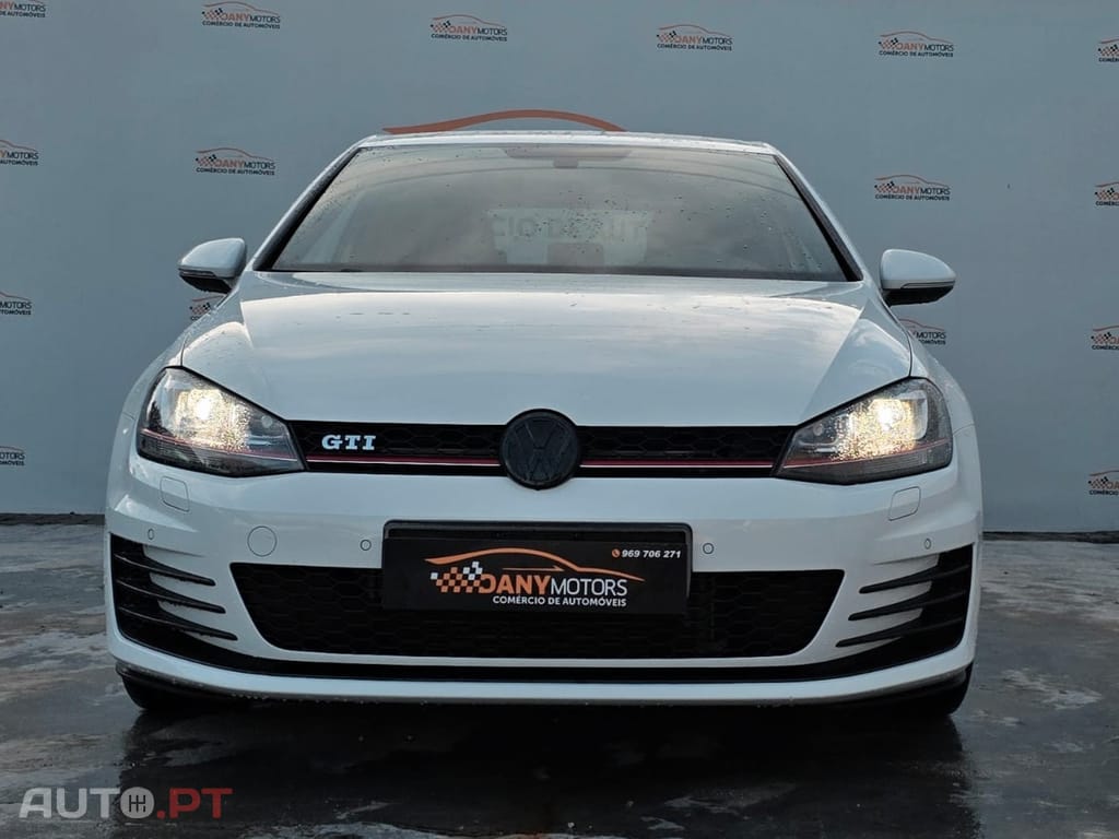 Volkswagen Golf 2.0 TSi GTi