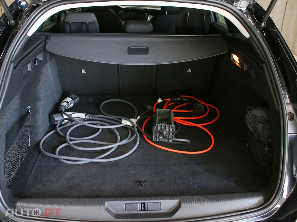 Peugeot 308 SW 1.6 Hybrid Active Pack e-EAT8