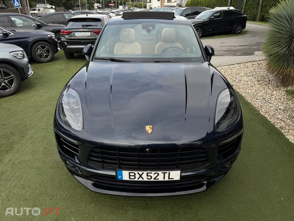 Porsche Macan PDK