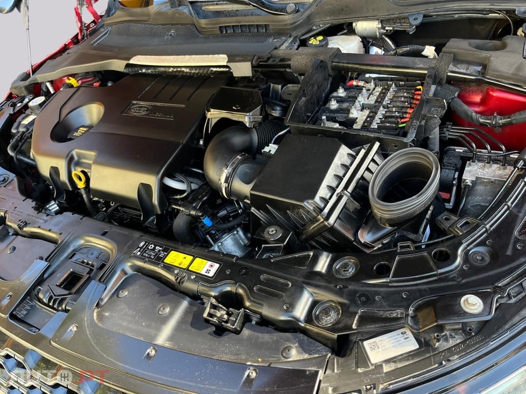 Land Rover Evoque 2.0D DIESEL/HYBRID SPORT 