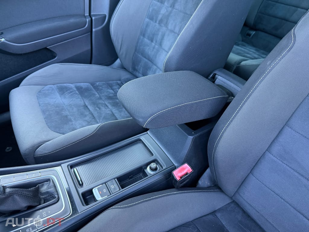 Volkswagen Golf Variant 1.6 TDi Highline DSG