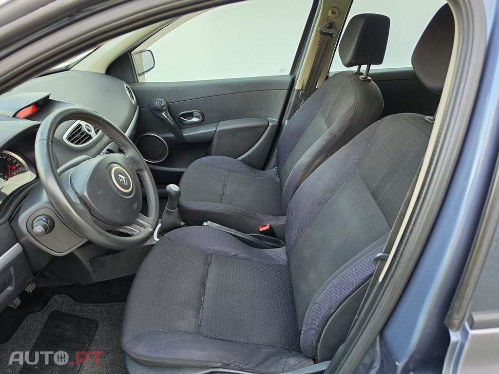 Renault Clio 1.2 16V Confort