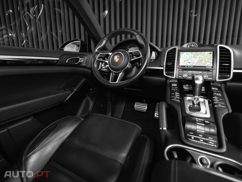 Porsche Cayenne S E-Hybrid