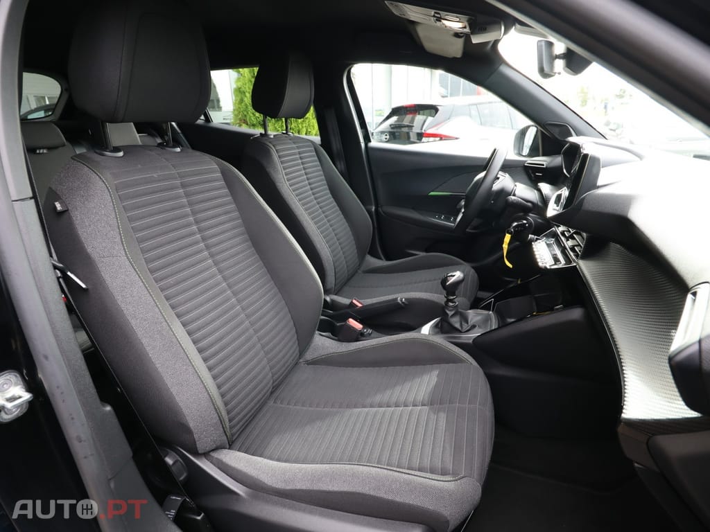 Peugeot 2008 1.2 PureTech Active