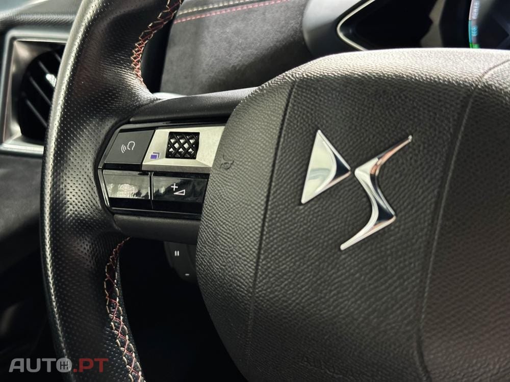 DS DS3 Crossback E-TENSE PERFORMANCE LINE
