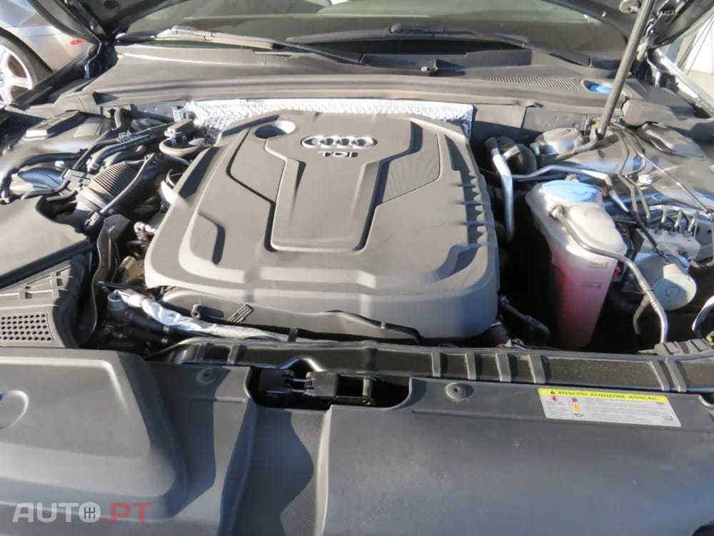 Audi A4 2.0 TDI SPORT