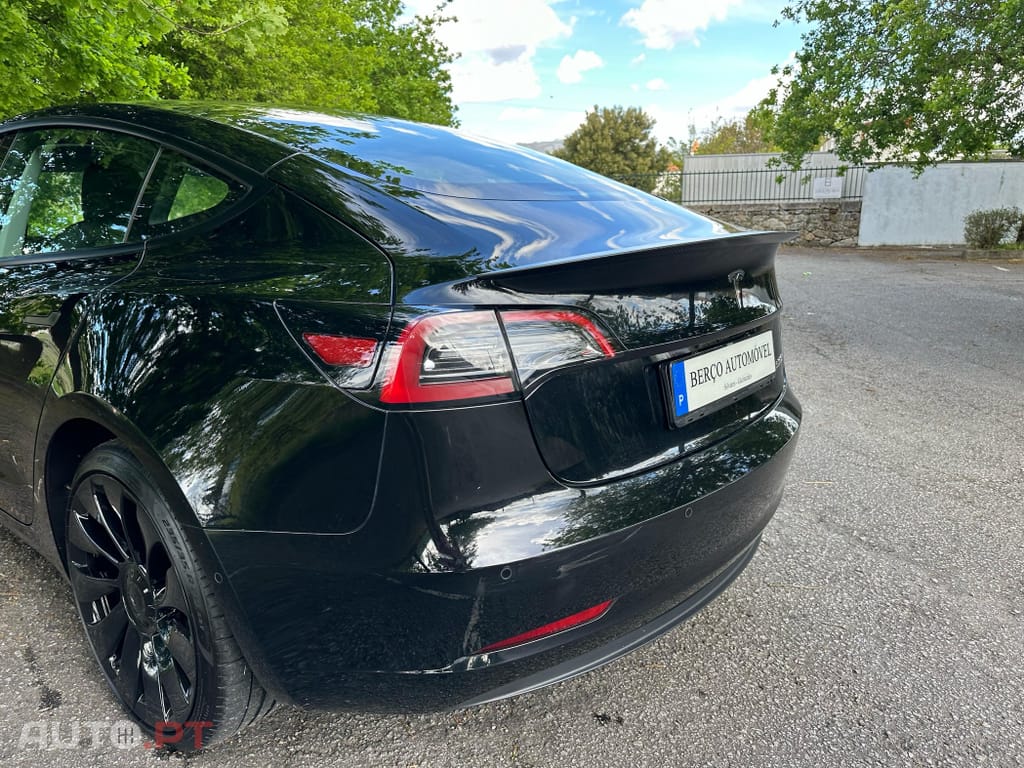Tesla Model 3 Performance Dual Motor AWD