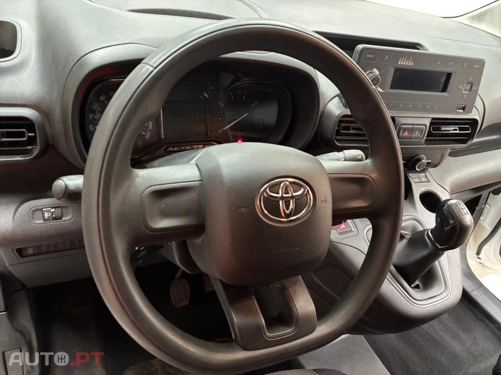 Toyota Proace City 1.5 D-4D Active