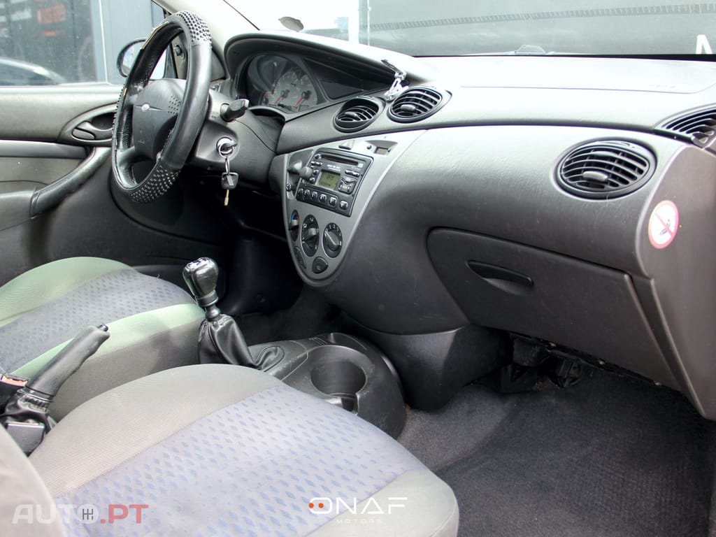 Ford Focus 1.8 TDDi 90 cv
