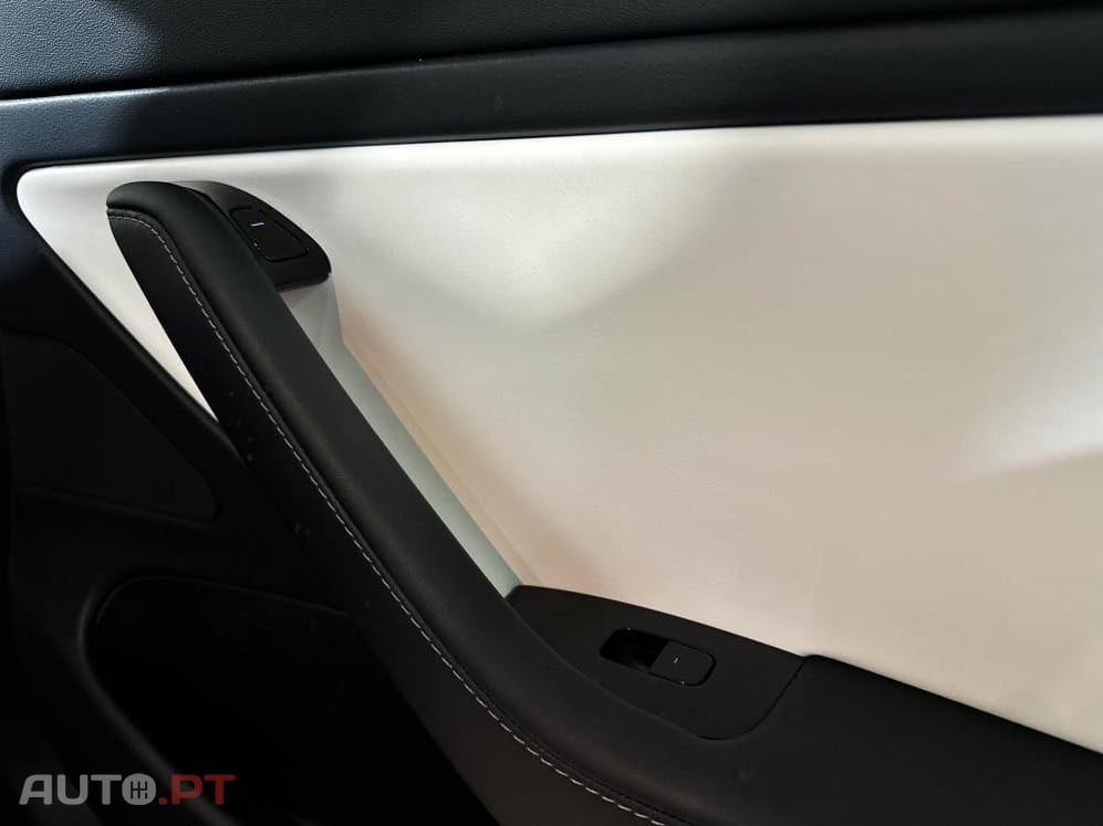 Tesla Model 3 Long-Range Dual Motor AWD