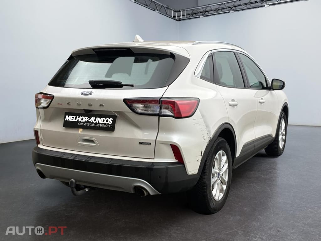 Ford Kuga 2.5 FHEV Powershift Titanium