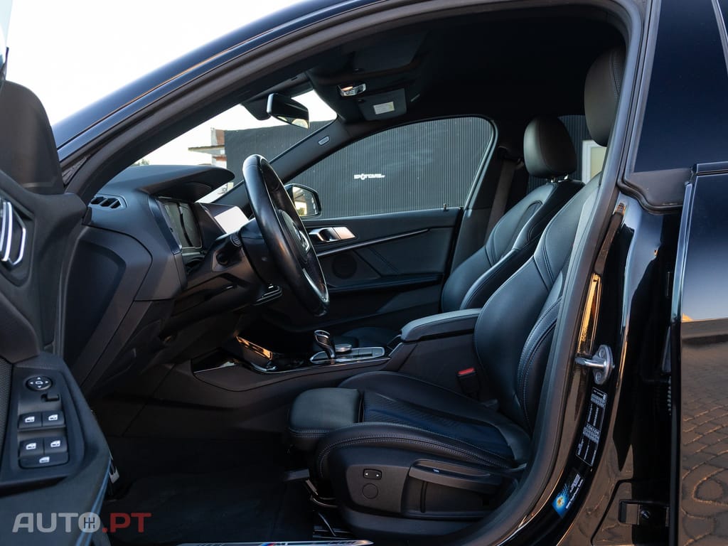 BMW 216 d Pack Desportivo M